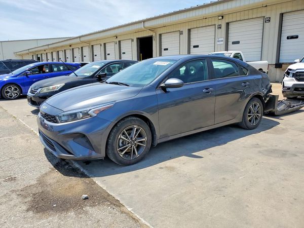 2022 KIA FORTE