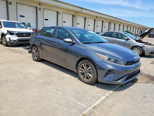 2022 KIA FORTE