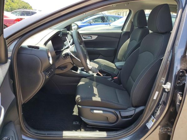 2022 KIA FORTE