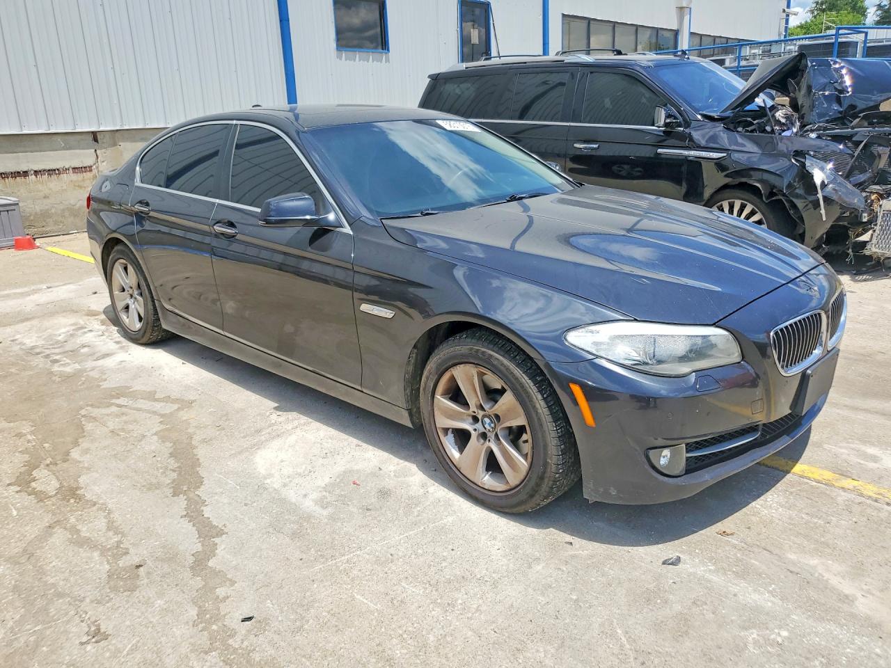 2012 BMW 528