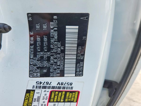2014 TOYOTA SIENNA