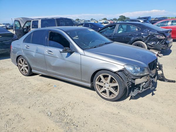 2013 MERCEDES-BENZ C C250