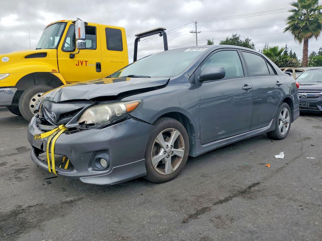 2013 TOYOTA COROLLA