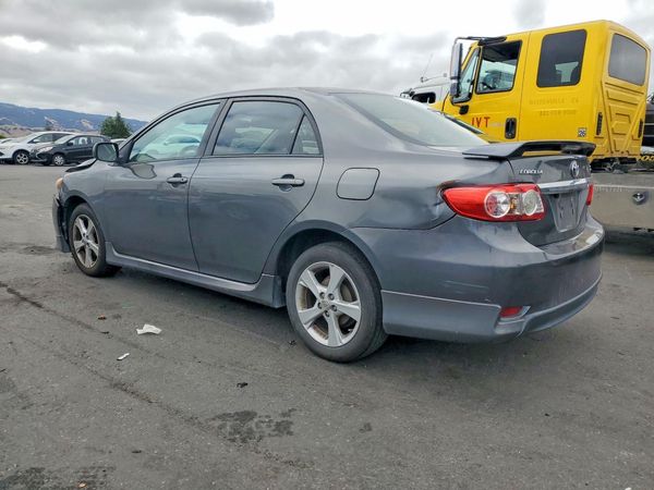 2013 TOYOTA COROLLA