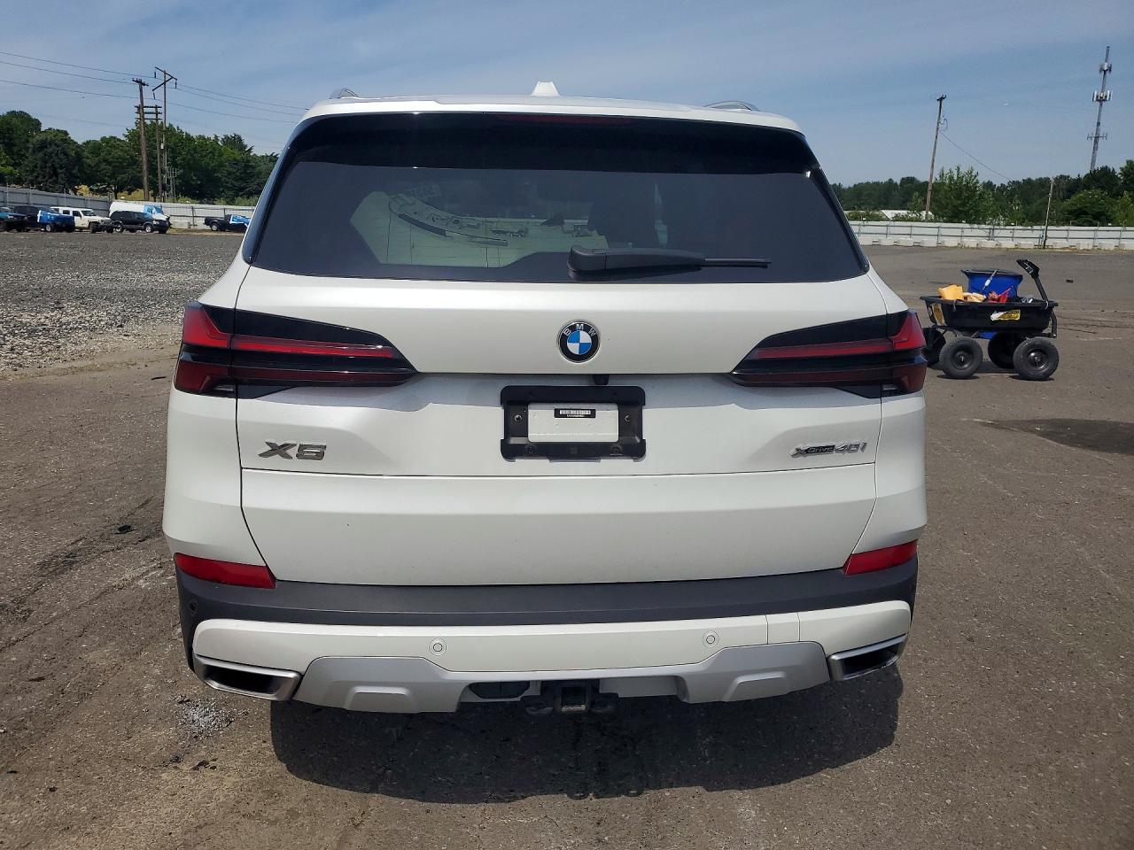 2024 BMW X5 xDrive40i