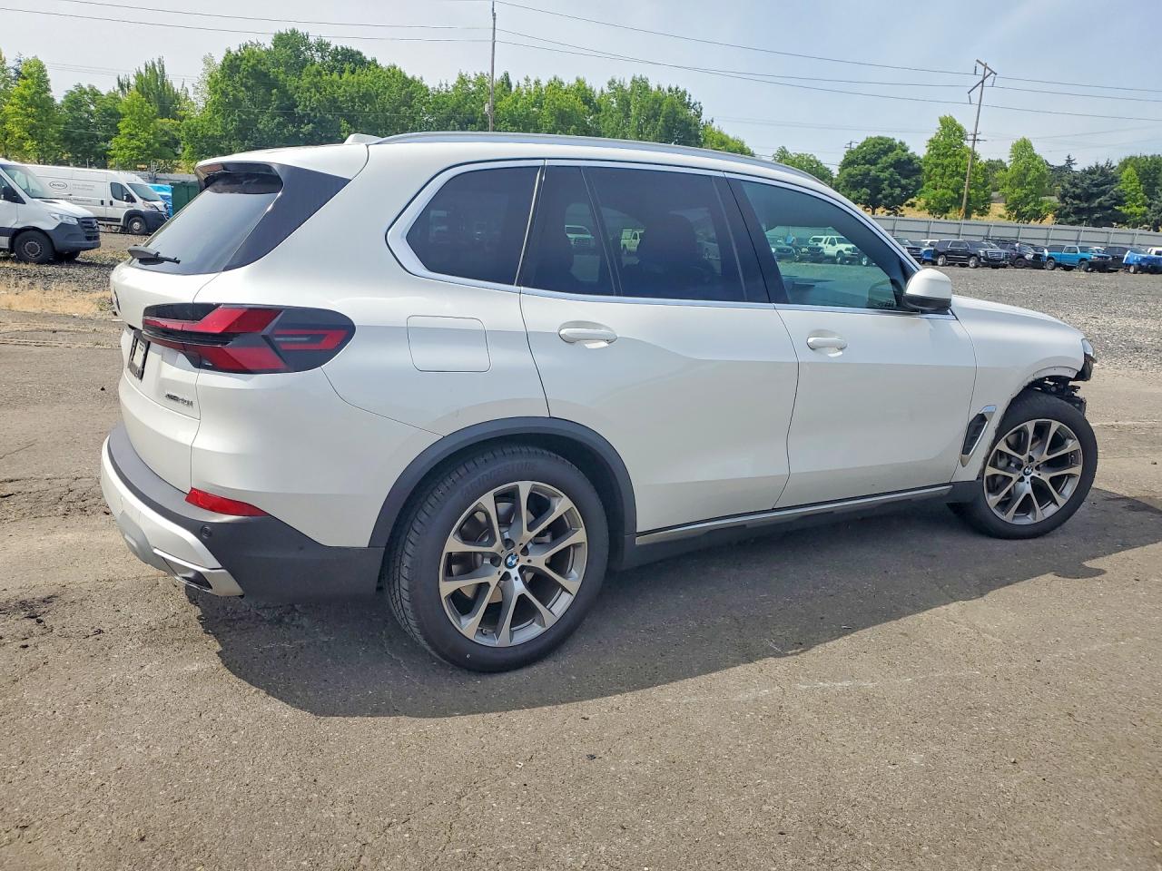 2024 BMW X5 xDrive40i