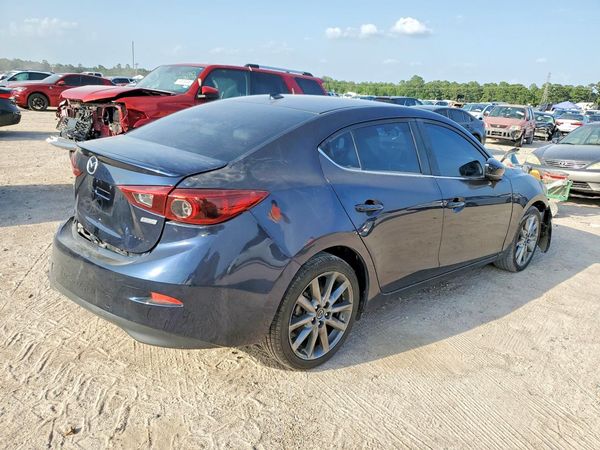 2018 MAZDA 3 Grand Touring