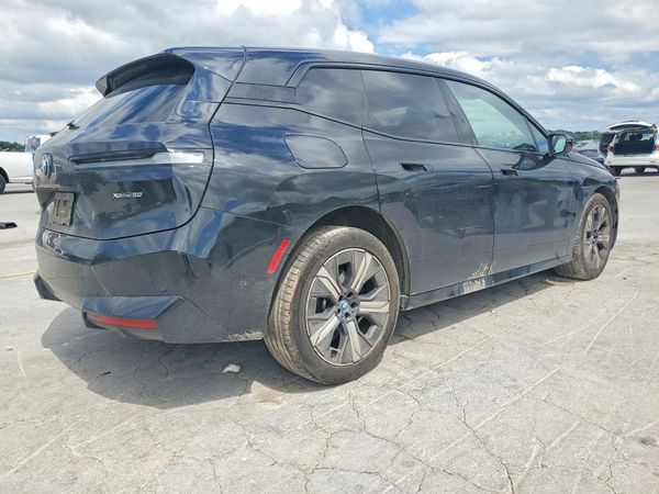 2024 BMW IX xDrive50