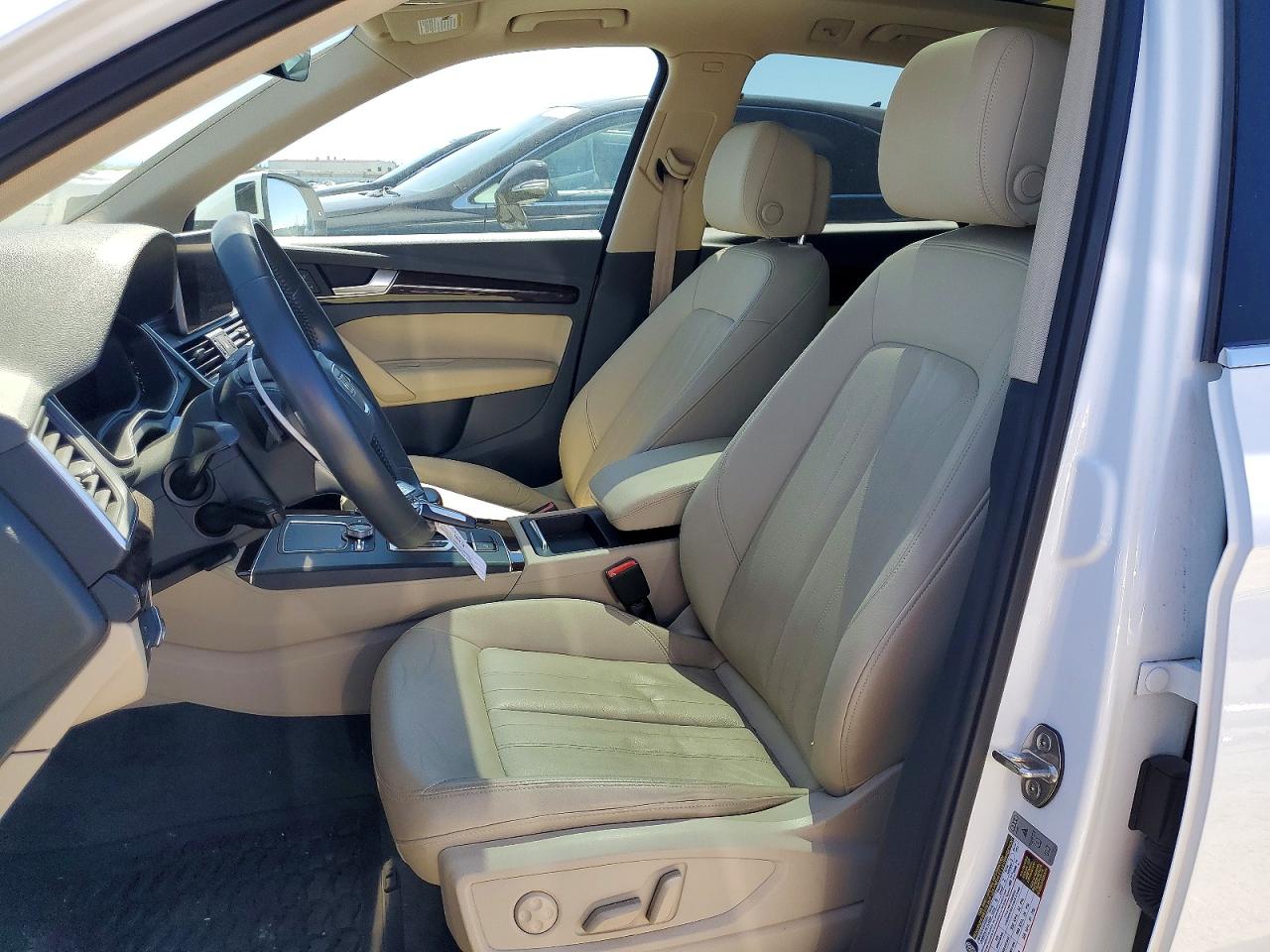 2018 AUDI Q5 quattro Premium Plus