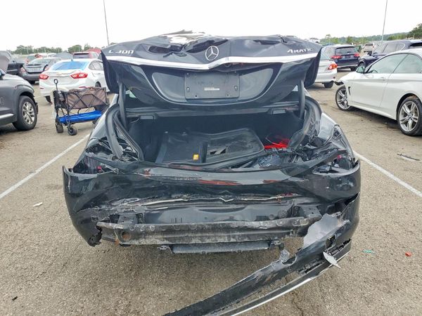 2015 MERCEDES-BENZ C 4-MATIC