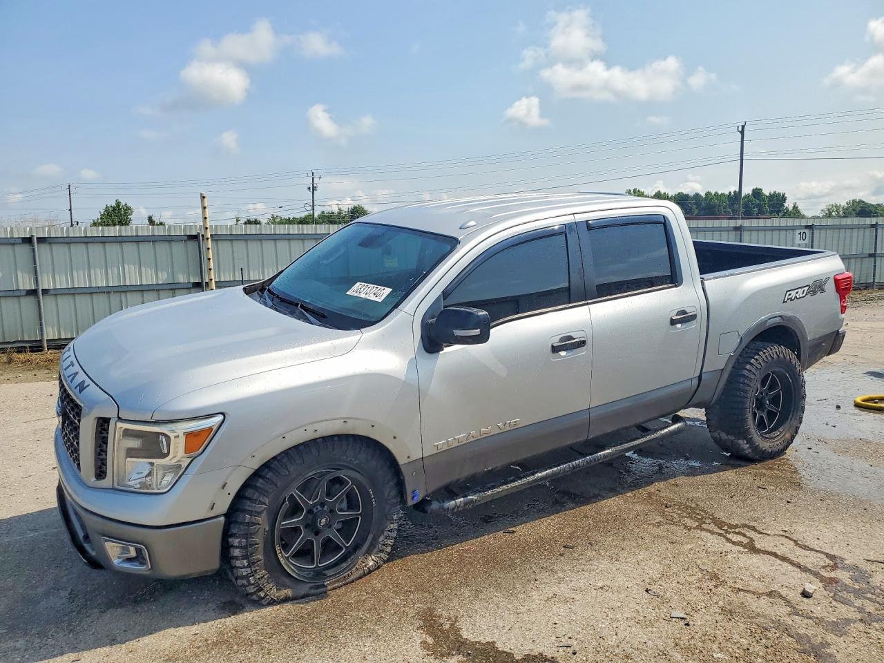 2019 NISSAN TITAN