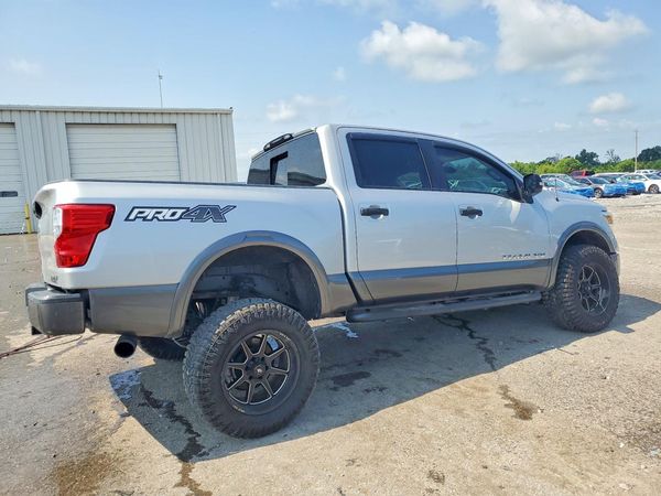 2019 NISSAN TITAN