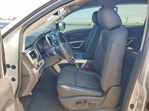 2019 NISSAN TITAN