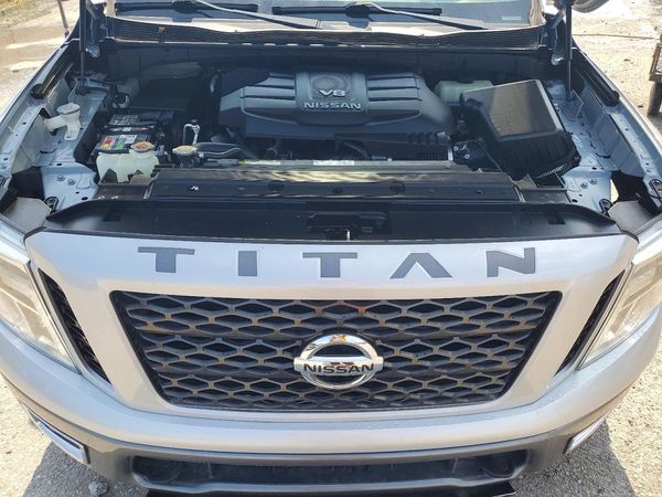 2019 NISSAN TITAN