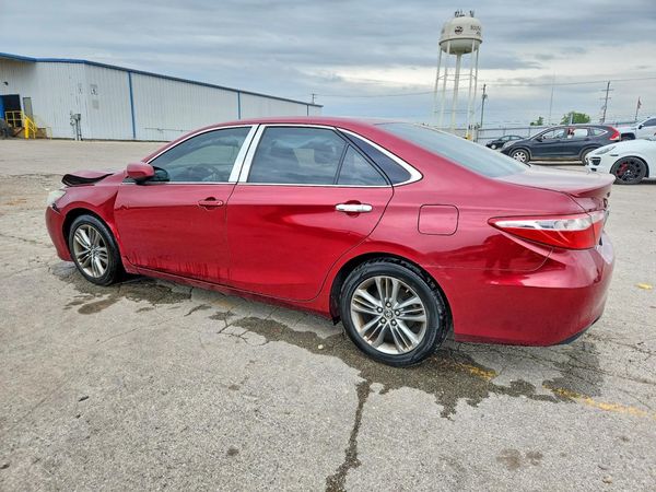 2015 TOYOTA CAMRY