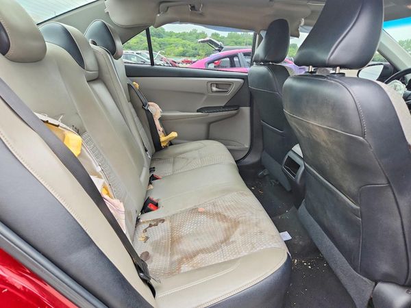 2015 TOYOTA CAMRY