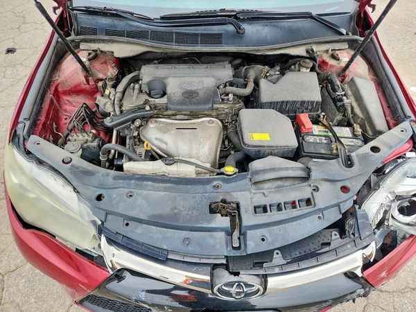 2015 TOYOTA CAMRY