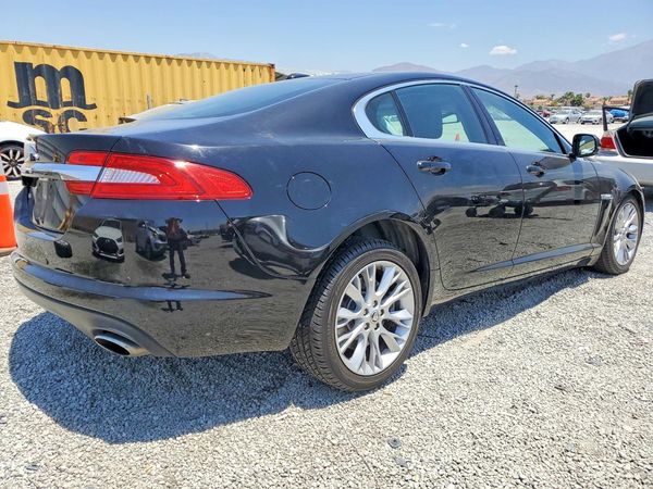 2012 JAGUAR XF