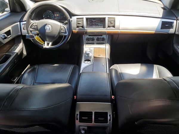 2012 JAGUAR XF