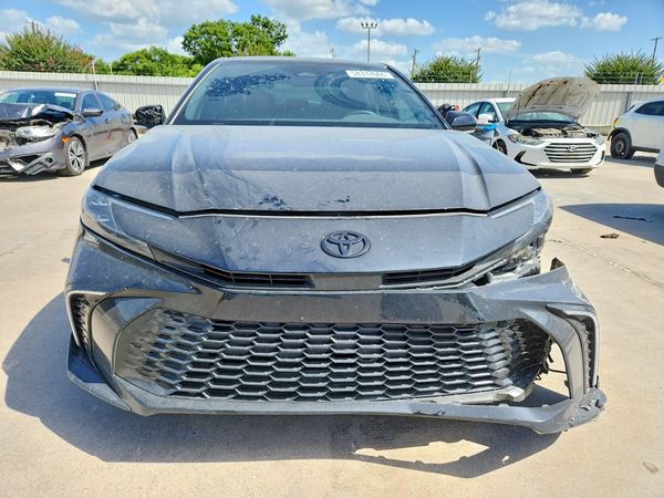 2026 TOYOTA CAMRY