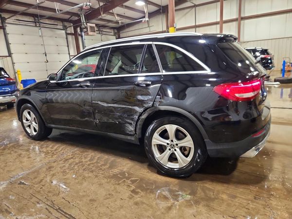 2017 MERCEDES-BENZ GLC GLC300 Base-4M