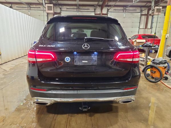 2017 MERCEDES-BENZ GLC GLC300 Base-4M