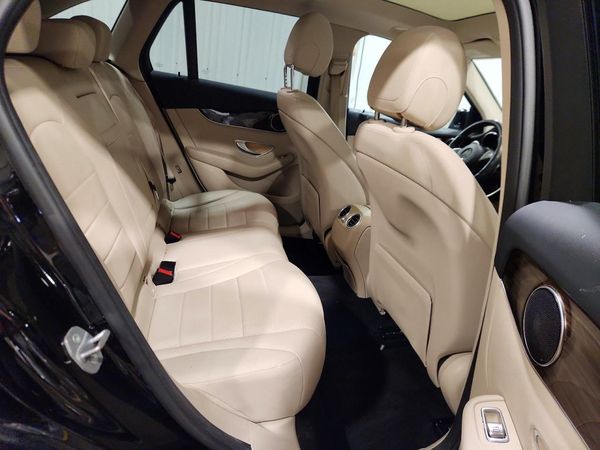 2017 MERCEDES-BENZ GLC GLC300 Base-4M
