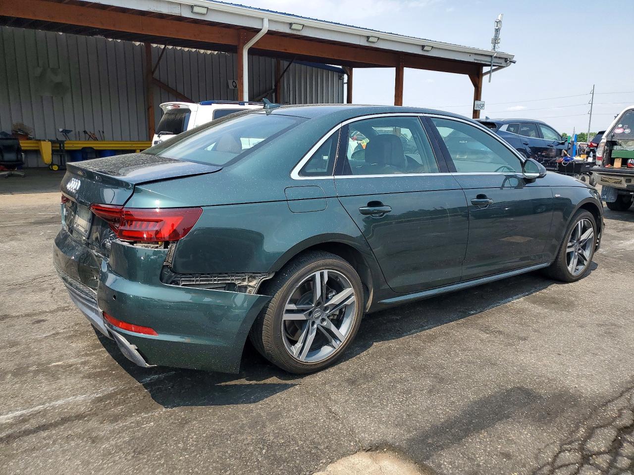 2018 AUDI A4