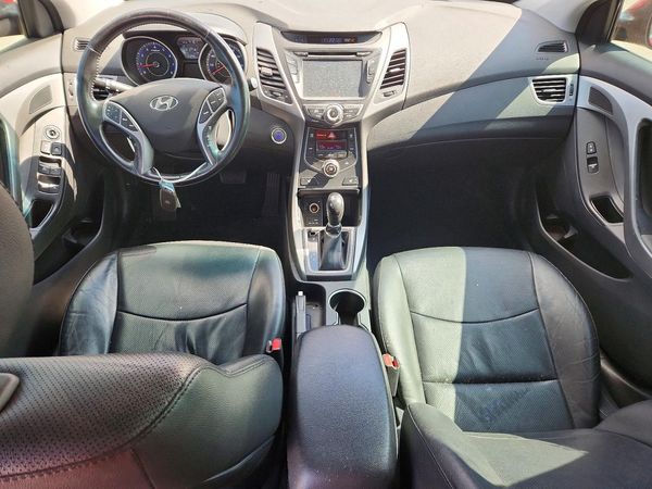 2015 HYUNDAI ELANTRA