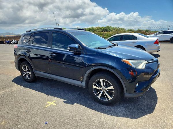 2018 TOYOTA RAV4 Adventure/XLE