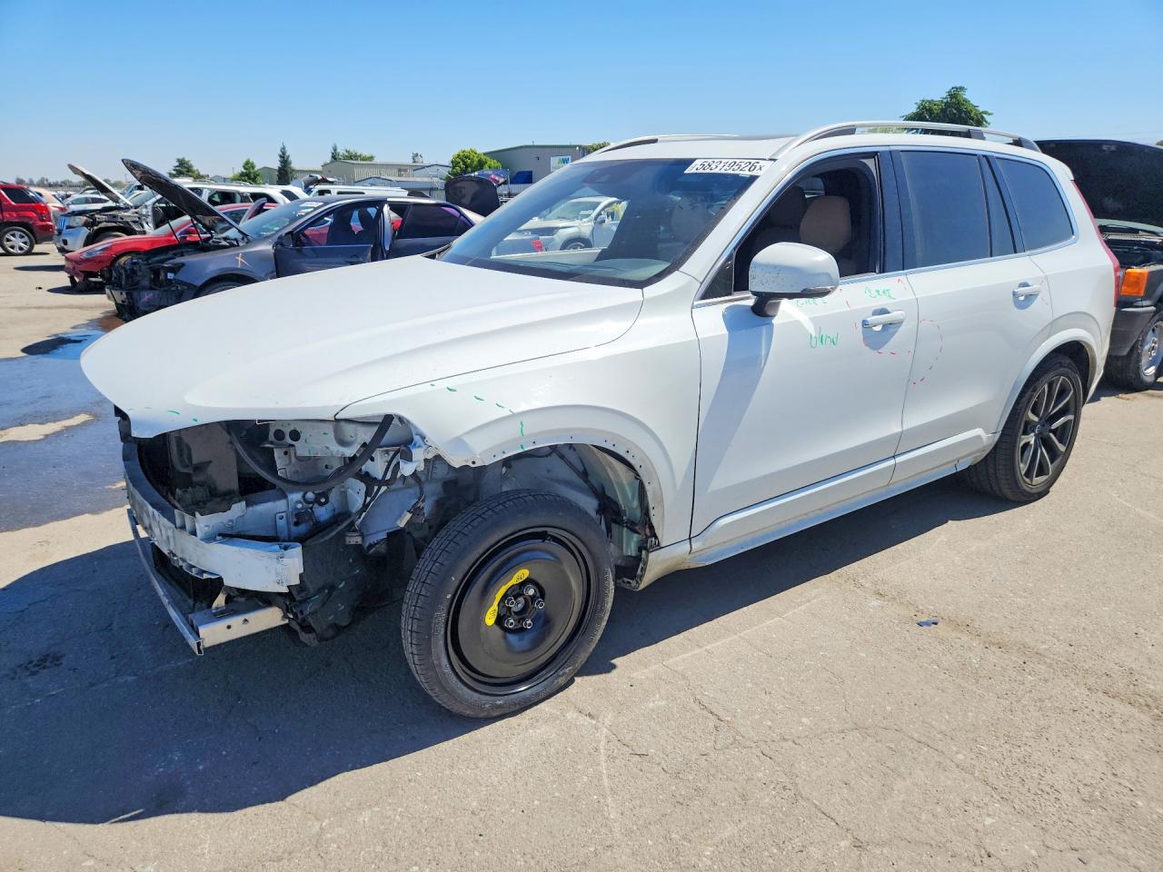 2018 VOLVO XC90 Momentum