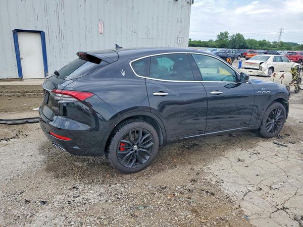 2022 MASERATI LEVANTE BASE/GT