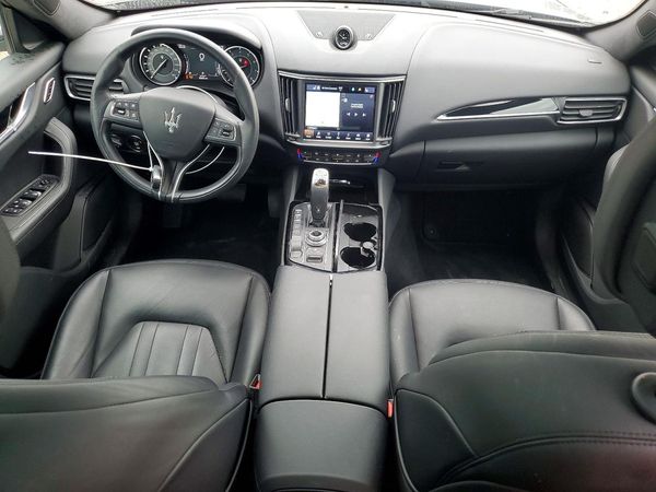 2022 MASERATI LEVANTE BASE/GT
