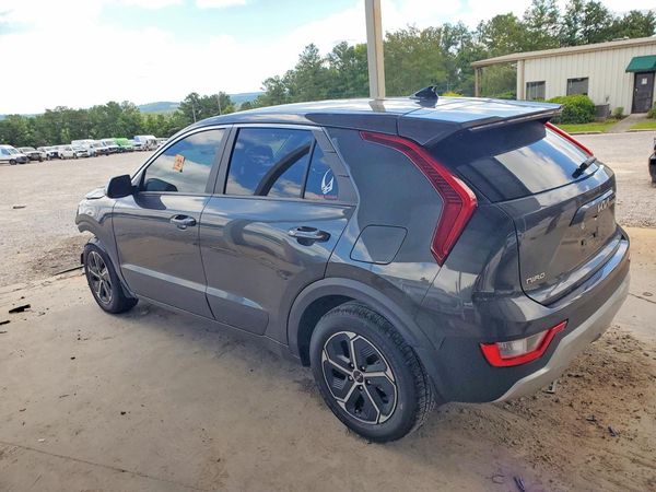 2023 KIA NIRO LX