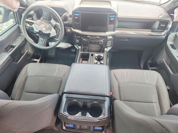 2025 FORD F150 STX