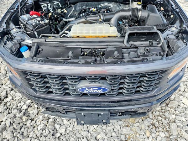 2025 FORD F150 STX