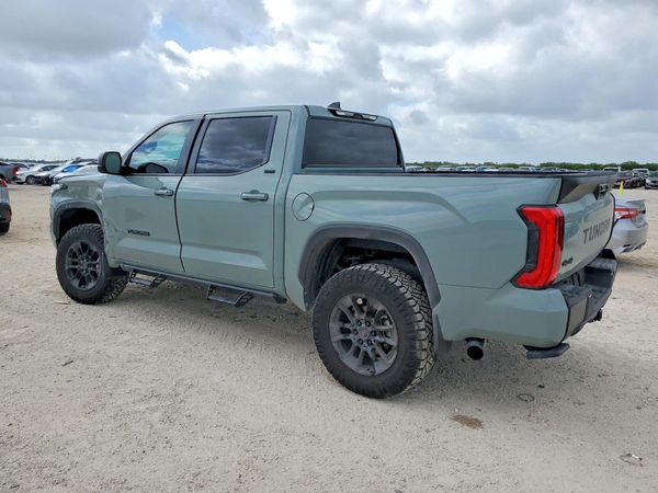2024 TOYOTA TUNDRA SR5