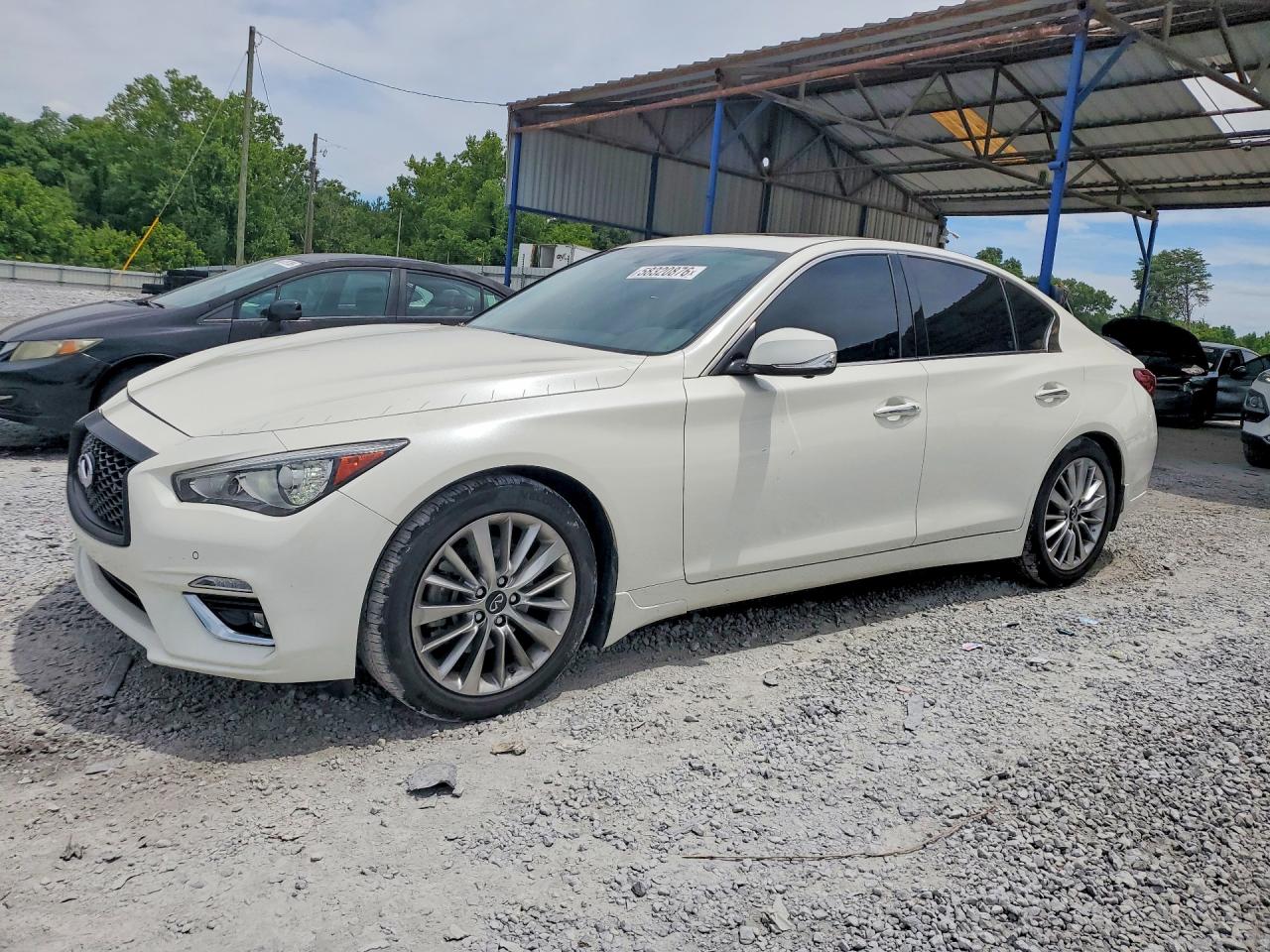 2021 INFINITI Q50 LUXE