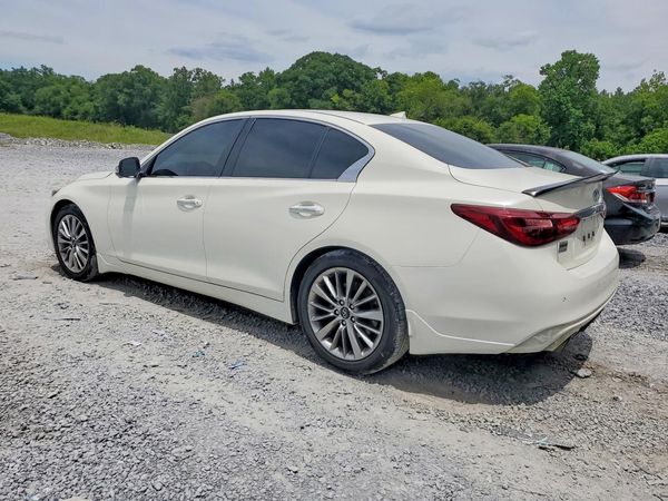 2021 INFINITI Q50 LUXE