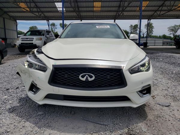 2021 INFINITI Q50 LUXE