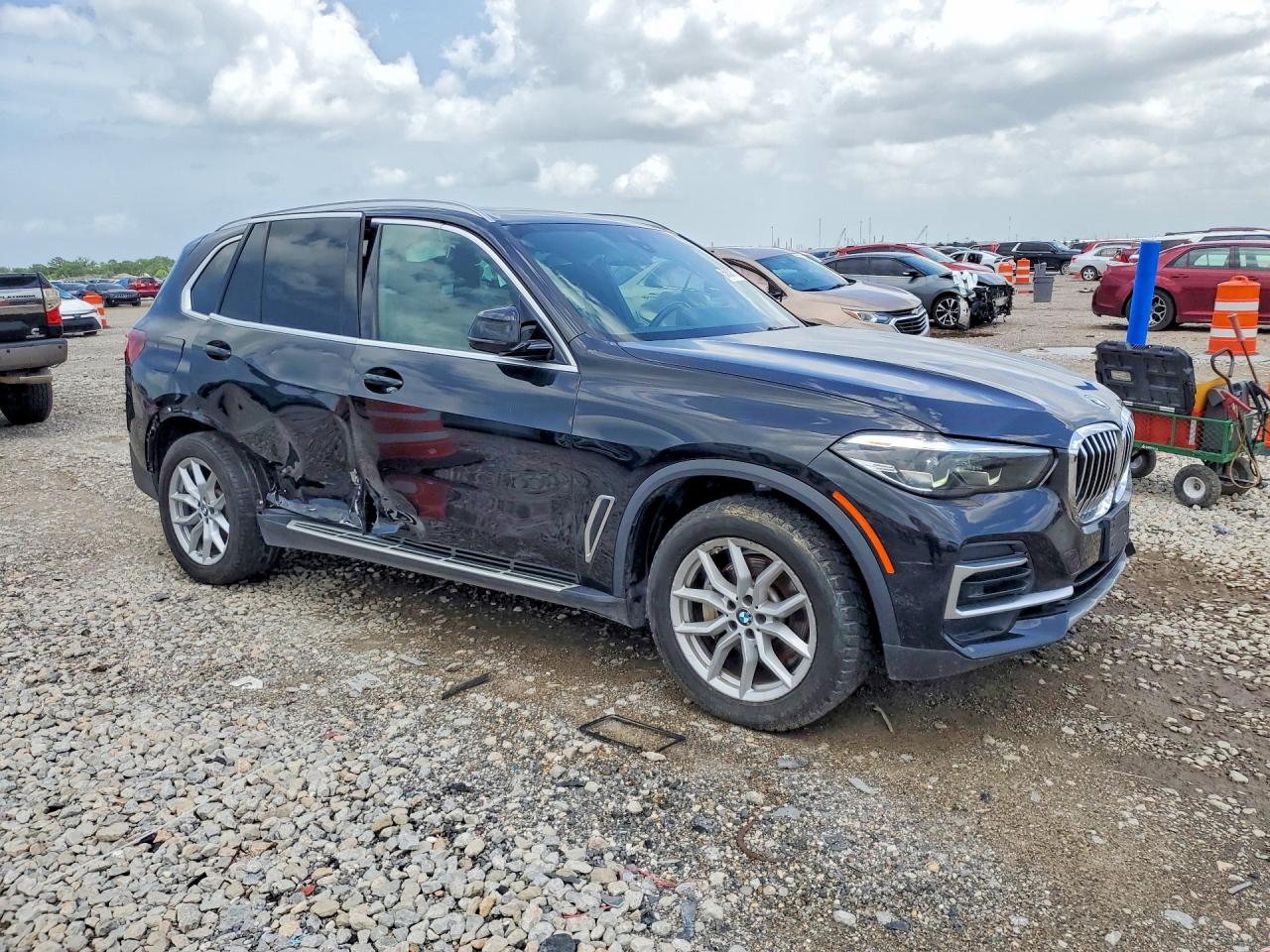 2023 BMW X5 sDrive40i