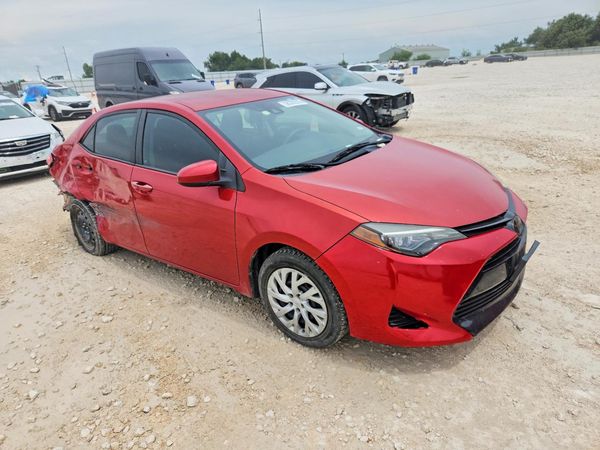 2018 TOYOTA COROLLA