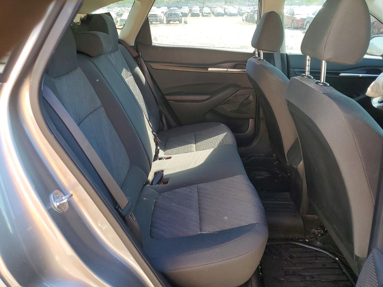 2022 KIA SELTOS LX