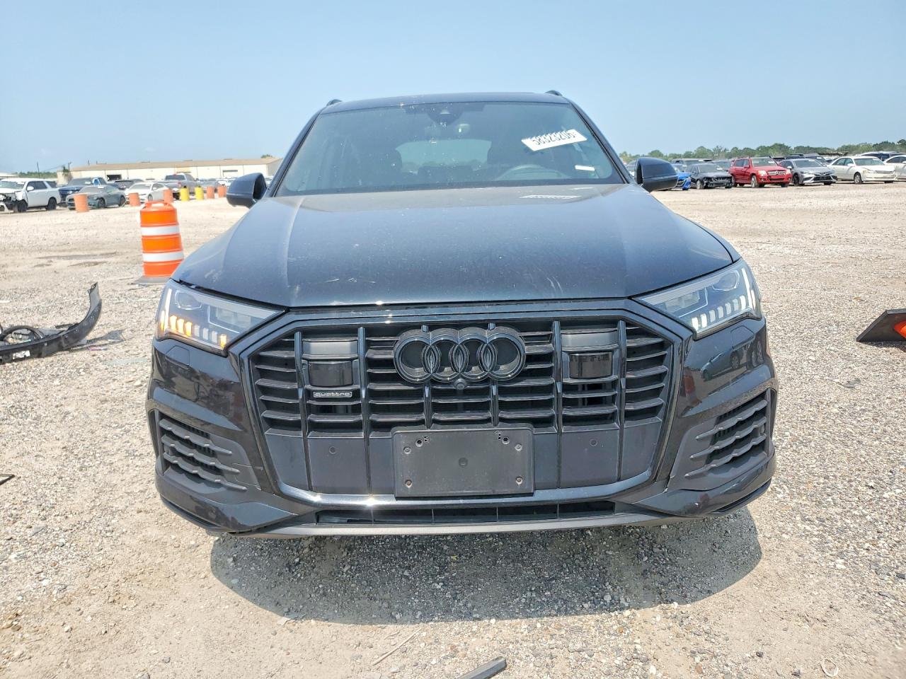 2023 AUDI Q7 quattro Prestige