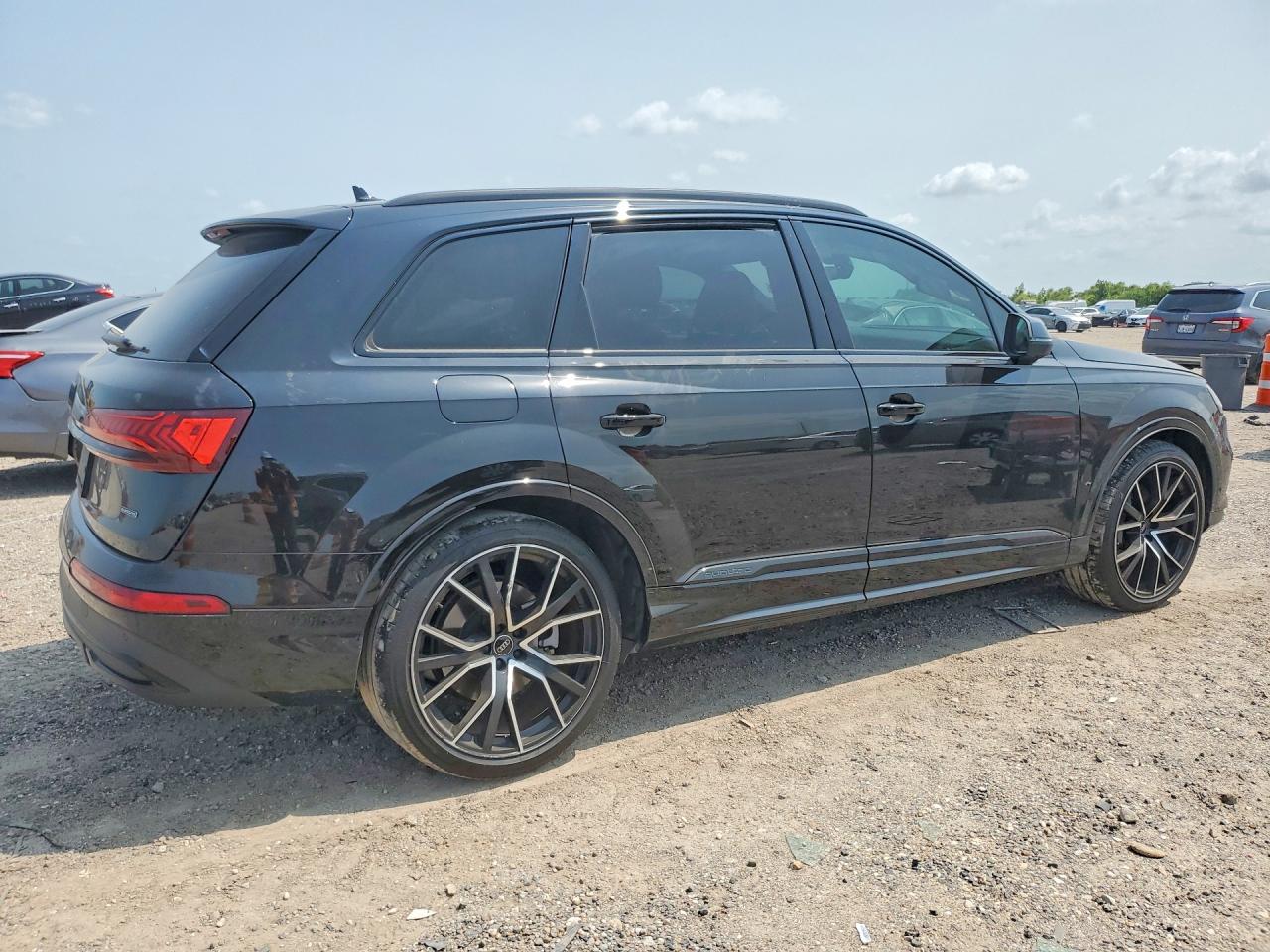 2023 AUDI Q7 quattro Prestige