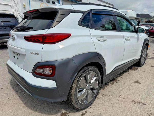 2021 HYUNDAI KONA SEL