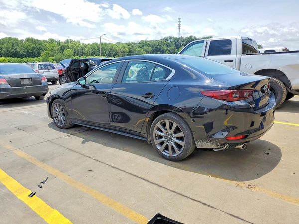 2025 MAZDA 3 Preferred Package