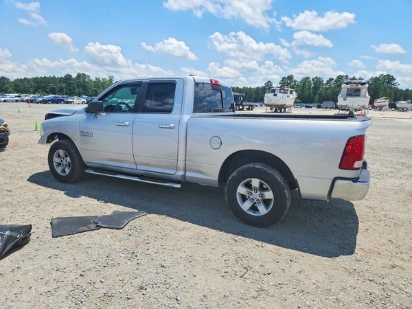 2016 RAM 1500 SLT QUAD CAB 4X4