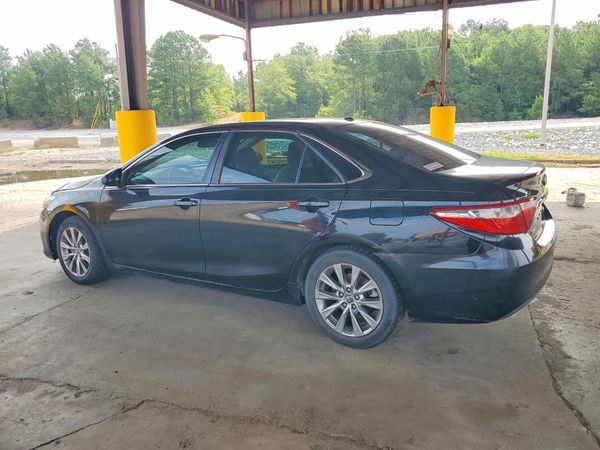 2015 TOYOTA CAMRY