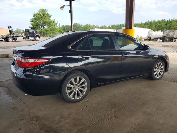 2015 TOYOTA CAMRY